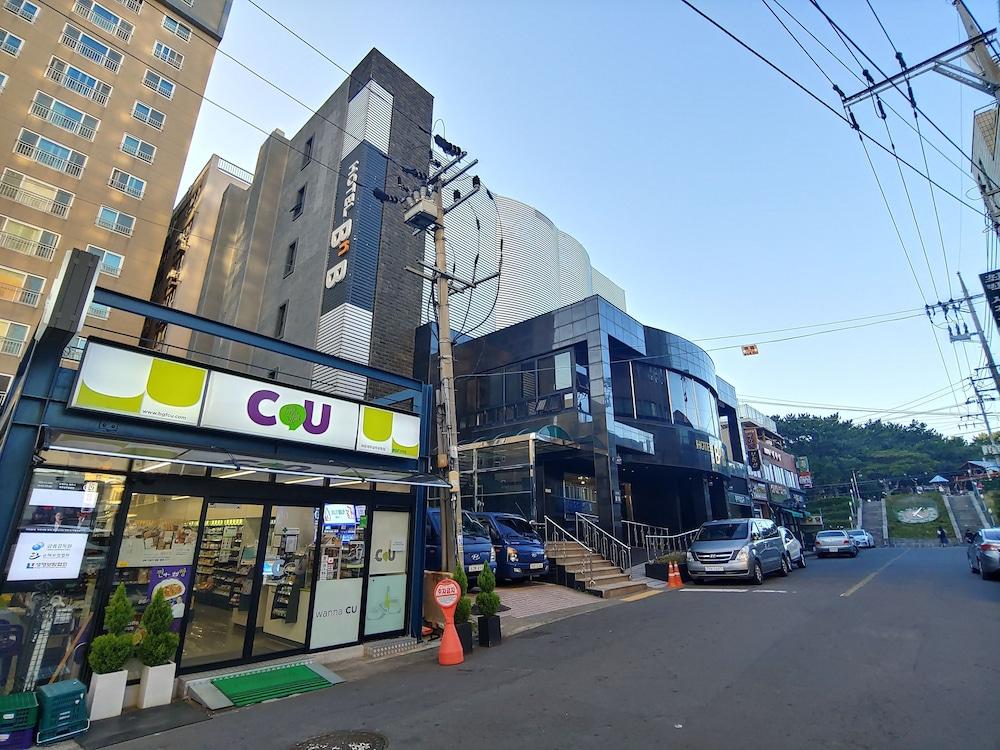 Gallery Hotel Bnb Jeju Bagian luar foto