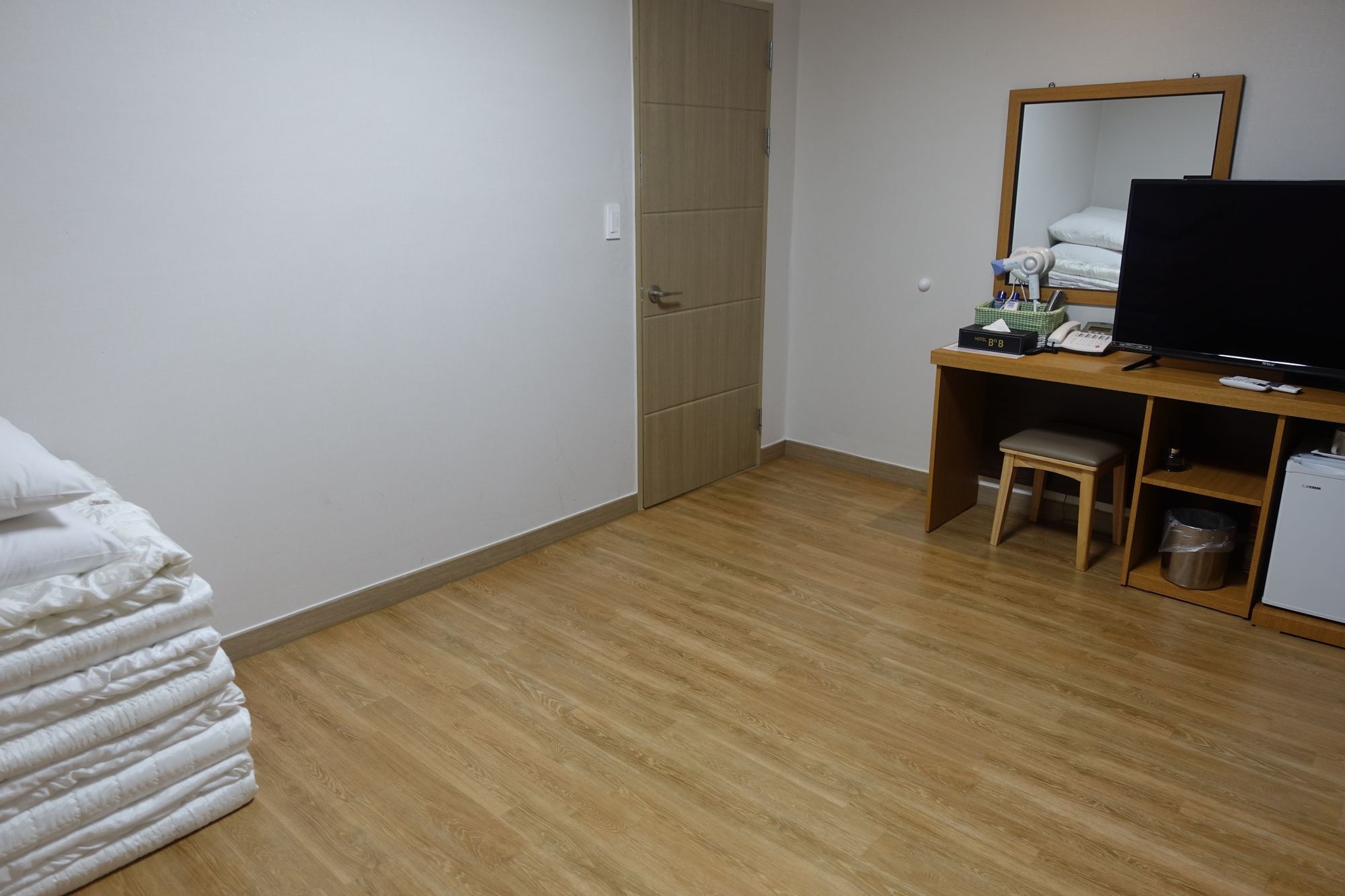 Gallery Hotel Bnb Jeju Bagian luar foto
